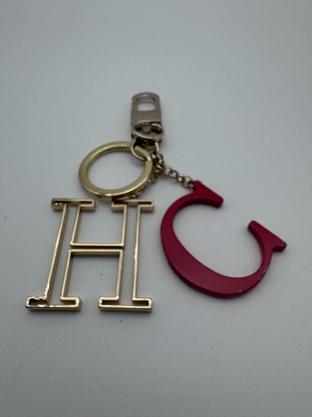 CH Carolina Herrera Gold & Red Logo Keychain Bag Charm - Picture 3 of 4